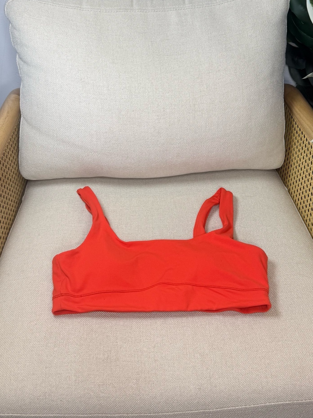 Vuori AllTheForm Sports Bra Size small